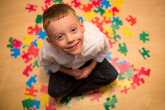 ده چیزی که هر کودک دارای اوتیسم دوست دارد شما بدانید