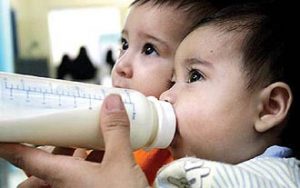 علائم حساسیت کودکان به شیر خشک