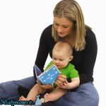 کتاب خواندن جهت نوزاد و نوپا