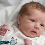 آیا نارنجی شدن ادرار نوزاد نشانه خطر است؟