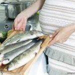 در دوران بارداری حتما ماهی بخورید